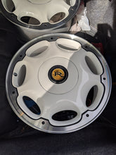 Load image into Gallery viewer, 1991 16" Wheel Sets