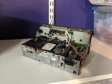 Load image into Gallery viewer, 1990/1991 Radio Head