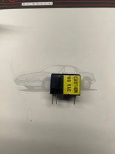 Load image into Gallery viewer, 1988/1989 Power Inverters
